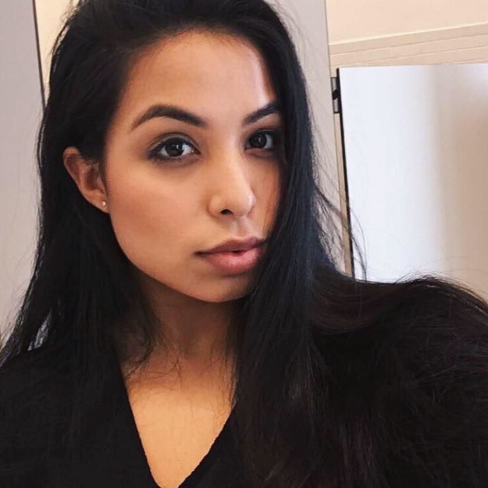 Meet your Posher, Danielle